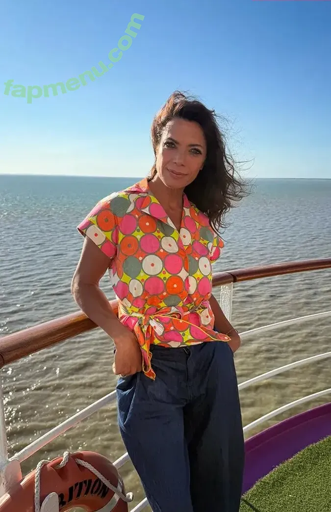 Jenny Powell nude photo #0394 (jennypowelltv)