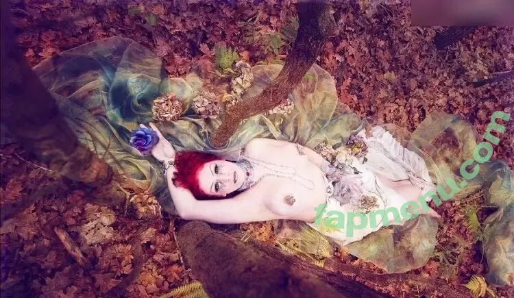 Jenny Redlocks nude photo #0003 (redlocksmermaid)