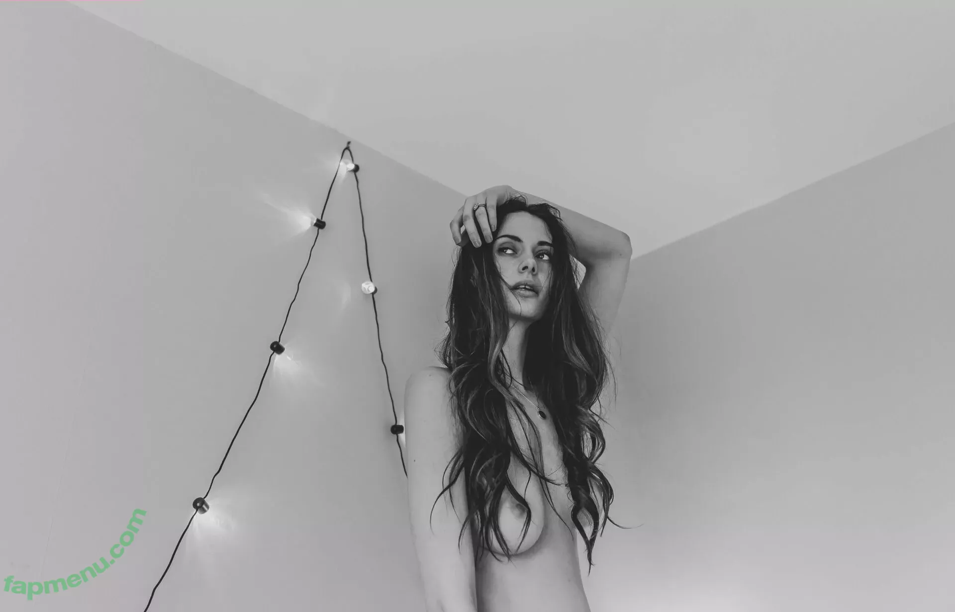 Jenny Rose Fisher nude photo #0006 (paleenglishrose)