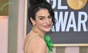 Jenny Slate / jennyslate nude photo #0039