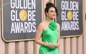 Jenny Slate / jennyslate nude photo #0061