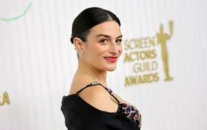 Jenny Slate / jennyslate nude photo #0080