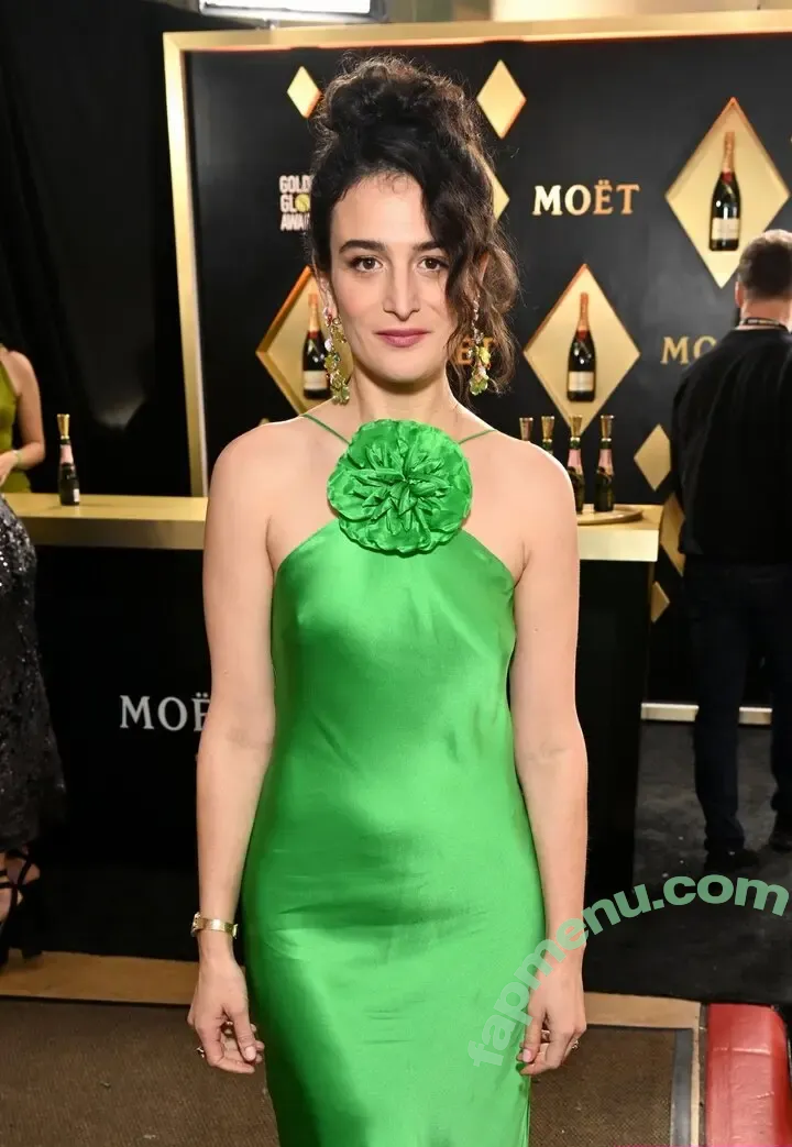 Jenny Slate nude photo #0063 (jennyslate)