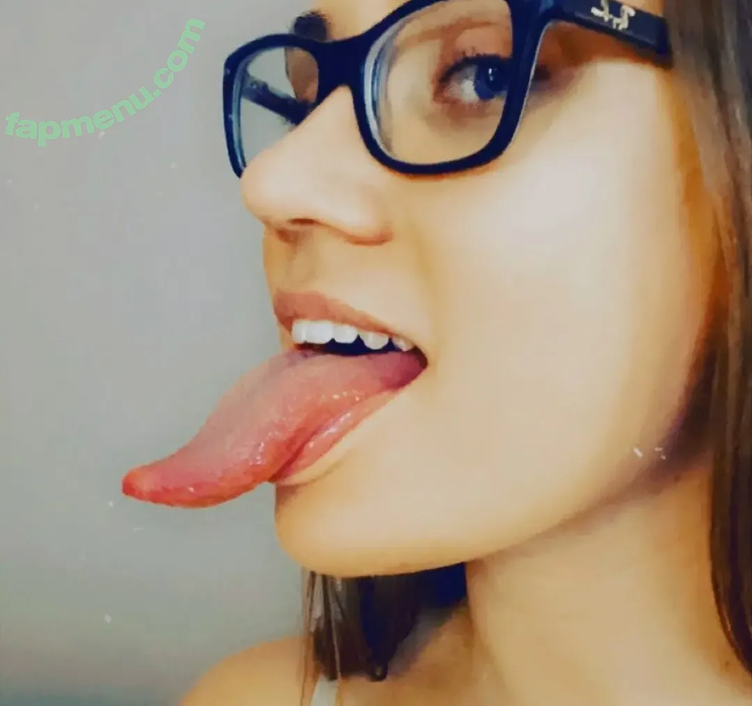 Jenny Wilson nude photo #0003 (jennywillson / jennywilsonvip / the_jennywilson)