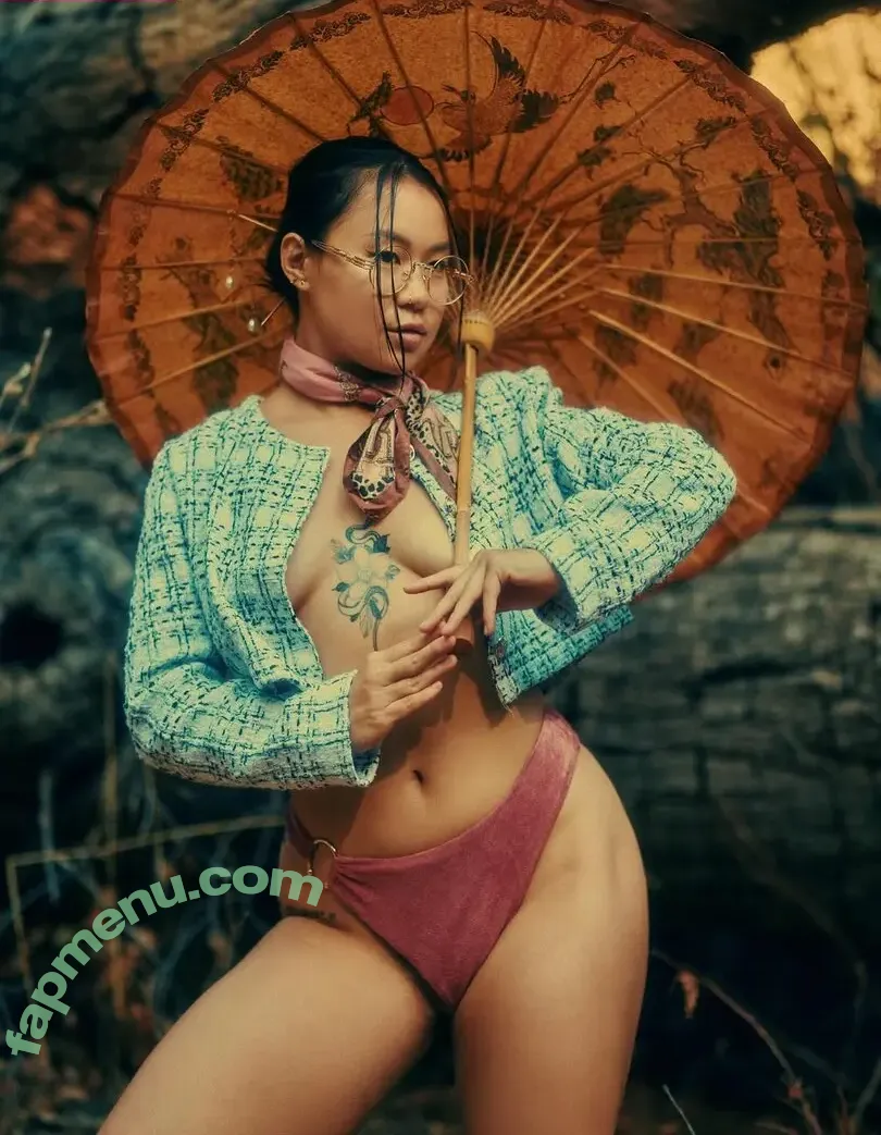 Jenny Zhang nude photo #0009 (jennybagel / sakurabubbleyum / sakurazhangxo)