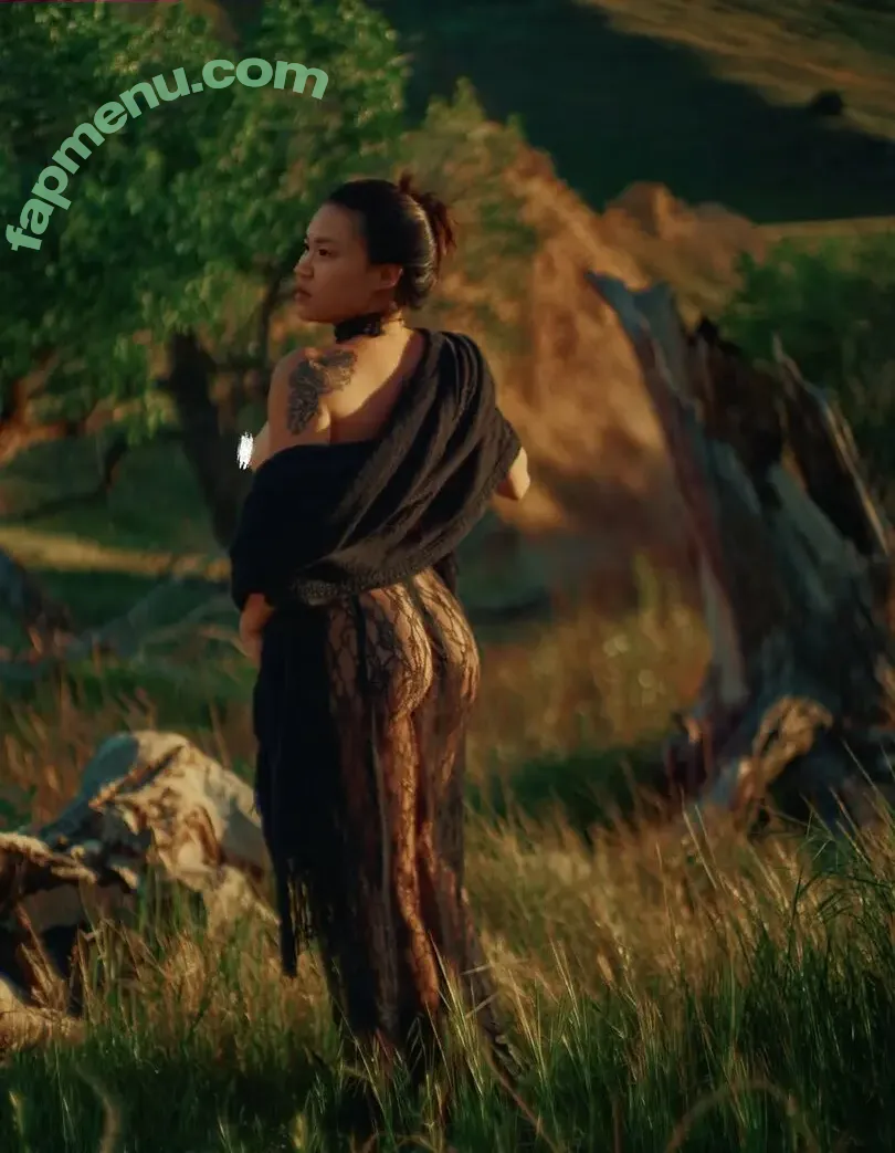 Jenny Zhang nude photo #0018 (jennybagel / sakurabubbleyum / sakurazhangxo)