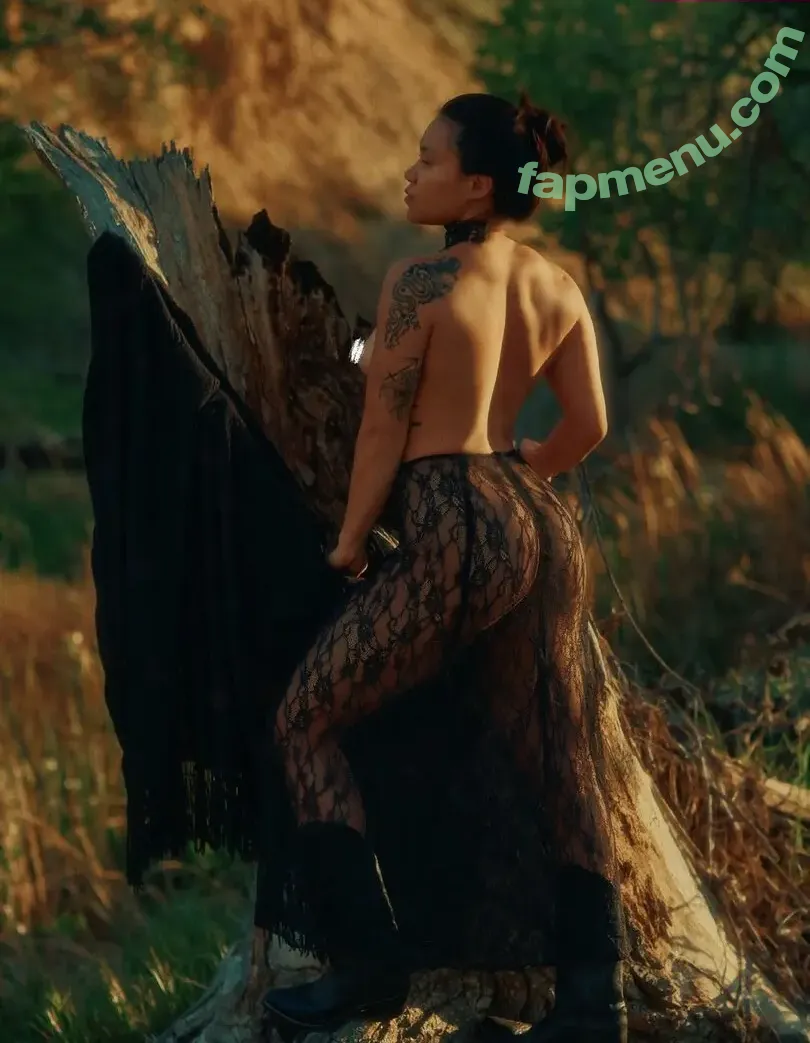 Jenny Zhang nude photo #0019 (jennybagel / sakurabubbleyum / sakurazhangxo)