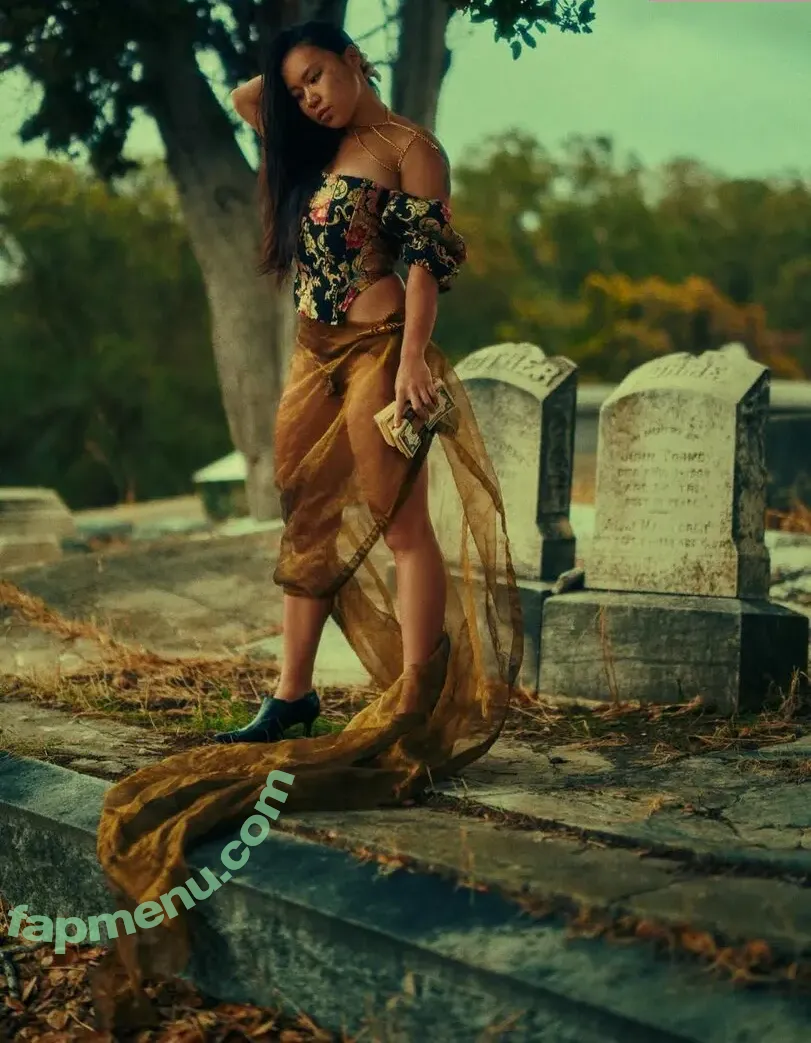 Jenny Zhang nude photo #0022 (jennybagel / sakurabubbleyum / sakurazhangxo)