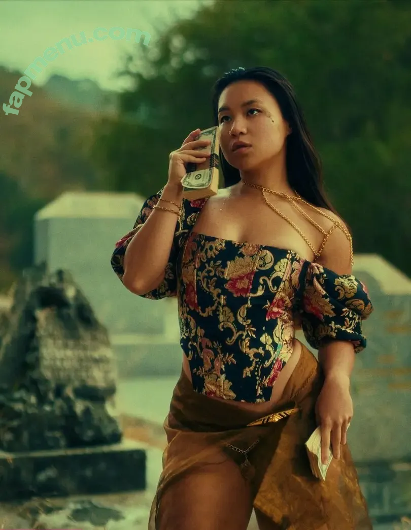 Jenny Zhang nude photo #0033 (jennybagel / sakurabubbleyum / sakurazhangxo)