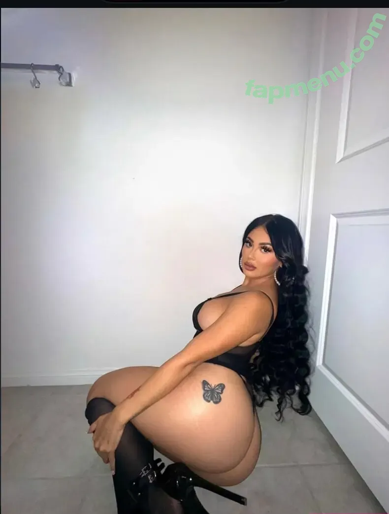 Jenny69 nude photo #0034 (jen_ny69 / jenny_sixty_nine)