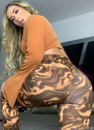 jennybangs / jennybangz nude photo #0936