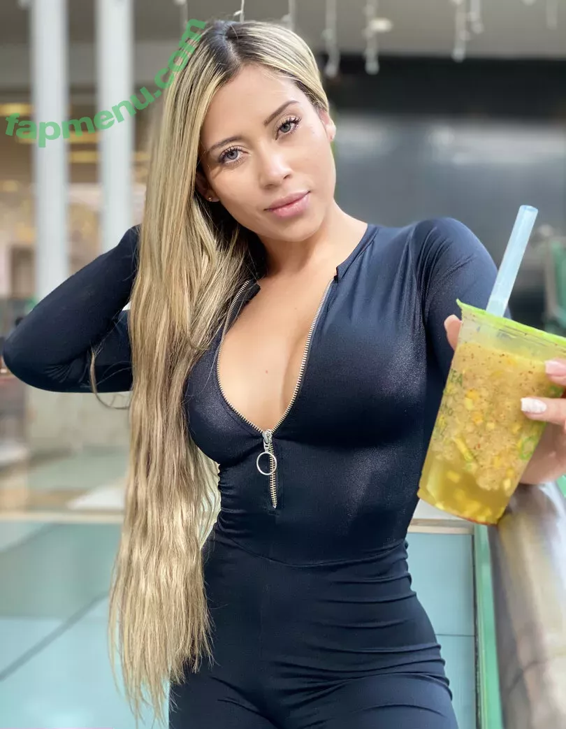 jennybangs nude photo #0125 (jennybangz)