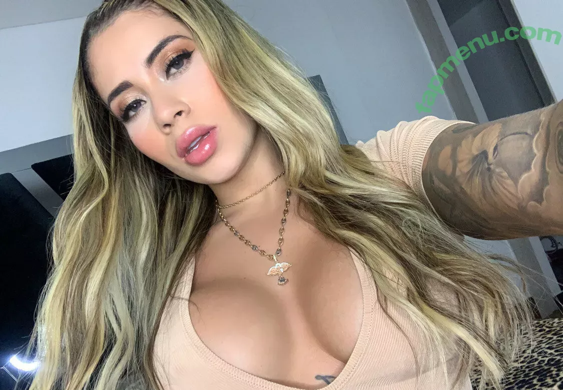 jennybangs nude photo #0724 (jennybangz)