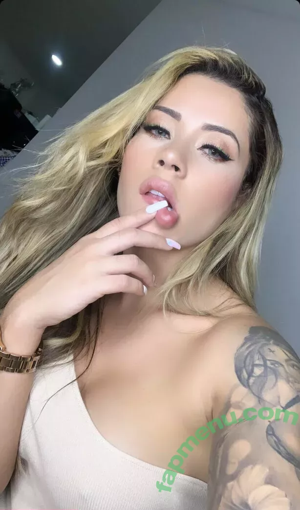 jennybangs nude photo #0814 (jennybangz)