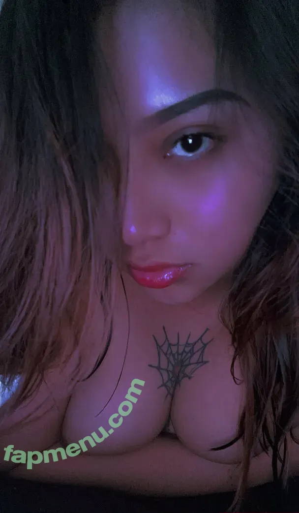 jennygoddd nude photo #0037 (jennygoddd)