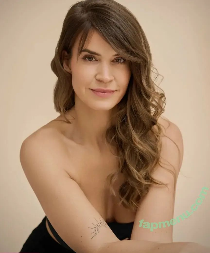 Jennygrateful nude photo #0005 (Jennifer / jennifer_)