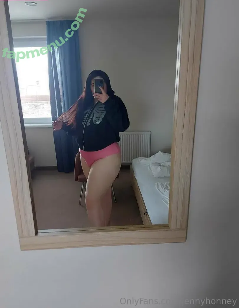 jennyhonney nude photo #0003 (jenny.honney.96)