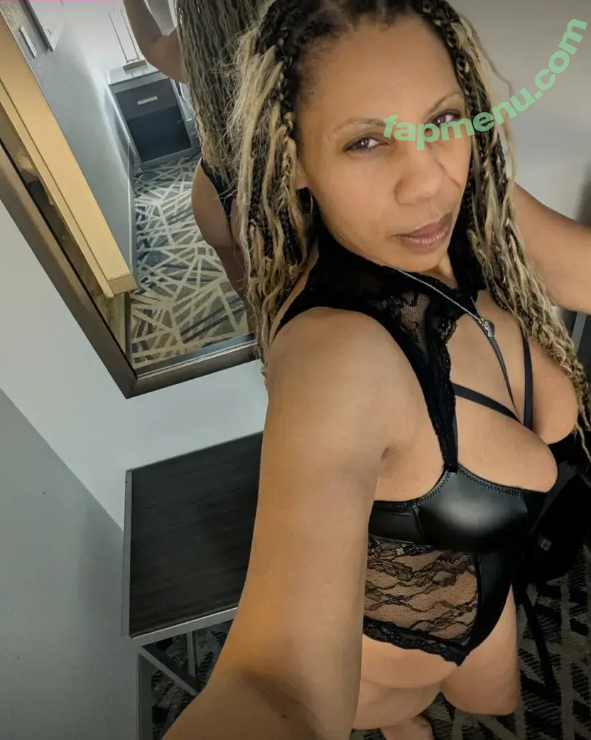 jennyluxe nude photo #0039 (jennyluxebraids)