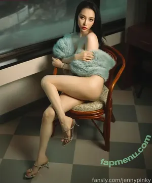 jennypinky / JennySuen10 / jennifer_onye nude photo #0798