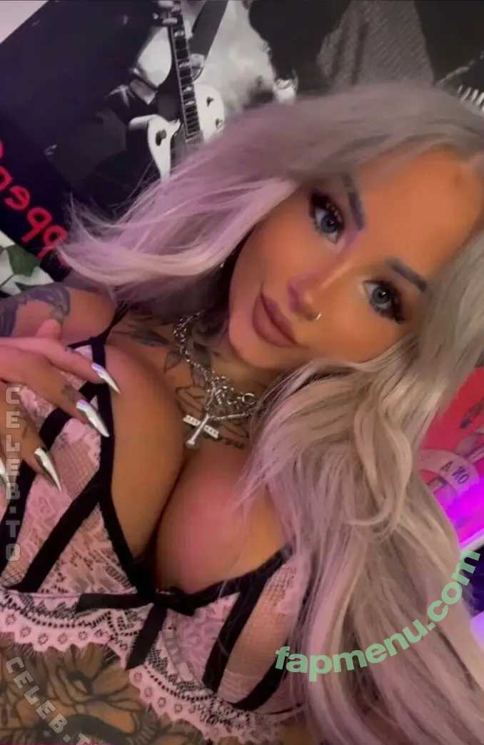 Jenxflacko nude photo #0022 (jenniiferwest / jenniiferwestt)