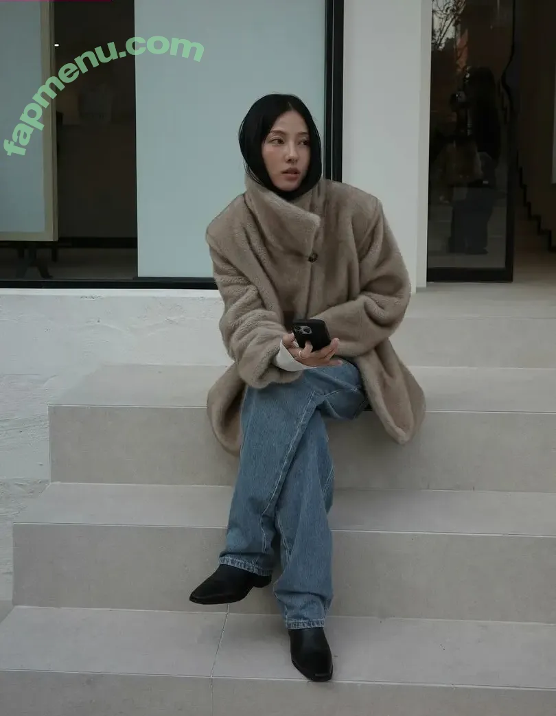 Jeon Jisu nude photo #0752 (G.su / jeonjisu92 / 지구지수)