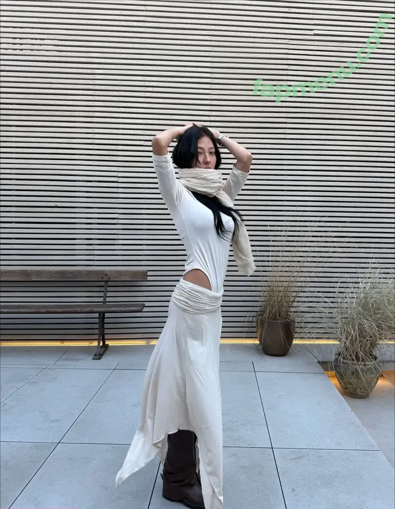 Jeon Jisu nude photo #0759 (G.su / jeonjisu92 / 지구지수)