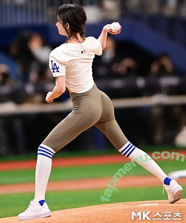 Jeon Jong-seo nude photo #0006 (wjswhdtj94)