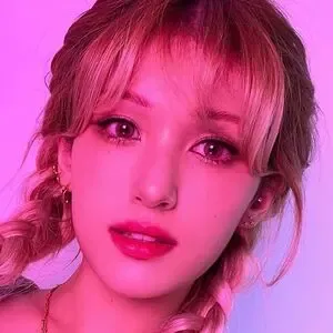 Jeon Somi / ENNIK SOMI / somsomi0309 nude photo #0007