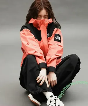 Jeon Somi / ENNIK SOMI / somsomi0309 nude photo #0302