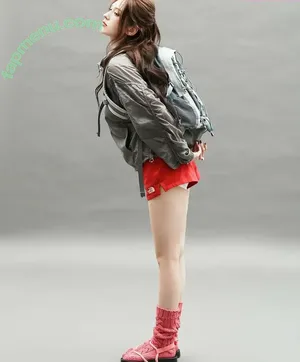 Jeon Somi / ENNIK SOMI / somsomi0309 nude photo #0303