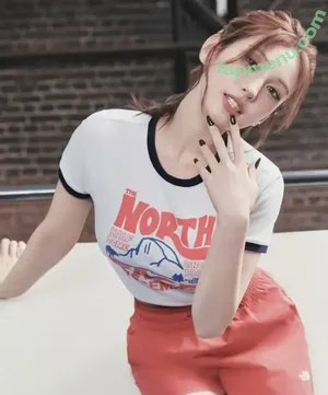 Jeon Somi / ENNIK SOMI / somsomi0309 nude photo #0328