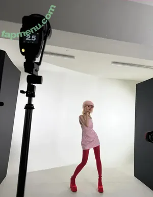 Jeon Somi / ENNIK SOMI / somsomi0309 nude photo #0335