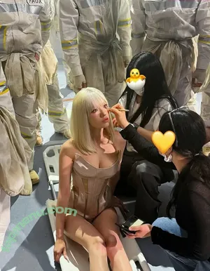 Jeon Somi / ENNIK SOMI / somsomi0309 nude photo #0381