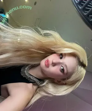 Jeon Somi / ENNIK SOMI / somsomi0309 nude photo #0484