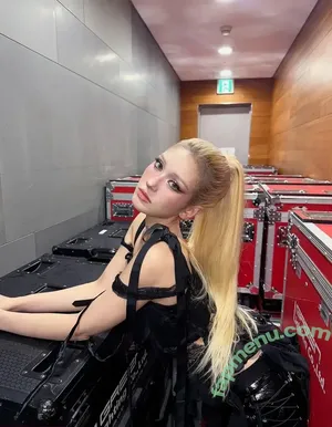 Jeon Somi / ENNIK SOMI / somsomi0309 nude photo #0512