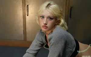 Jeon Somi / ENNIK SOMI / somsomi0309 nude photo #0576