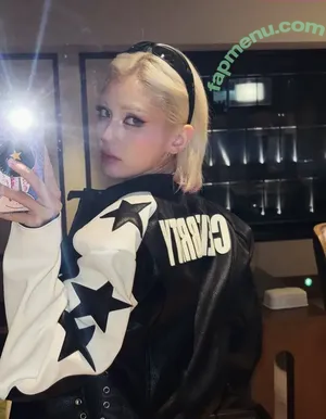 Jeon Somi / ENNIK SOMI / somsomi0309 nude photo #0709