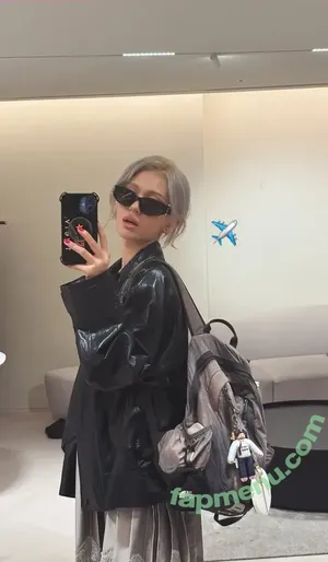 Jeon Somi / ENNIK SOMI / somsomi0309 nude photo #0756