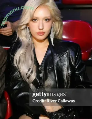 Jeon Somi / ENNIK SOMI / somsomi0309 nude photo #0793