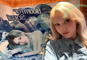 Jeon Somi / ENNIK SOMI / somsomi0309 nude photo #0803