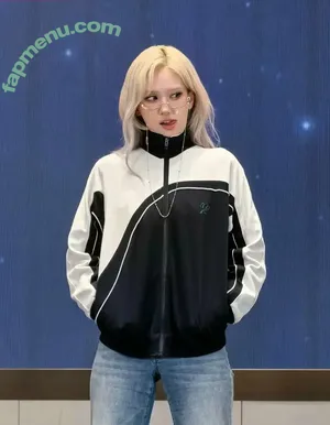 Jeon Somi / ENNIK SOMI / somsomi0309 nude photo #0825