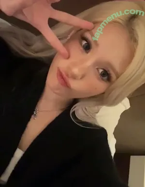 Jeon Somi / ENNIK SOMI / somsomi0309 nude photo #0833