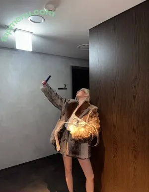 Jeon Somi / ENNIK SOMI / somsomi0309 nude photo #0842