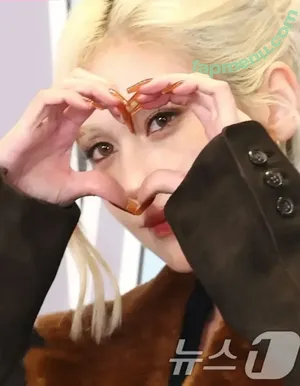 Jeon Somi / ENNIK SOMI / somsomi0309 nude photo #0854