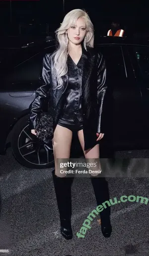 Jeon Somi / ENNIK SOMI / somsomi0309 nude photo #0859