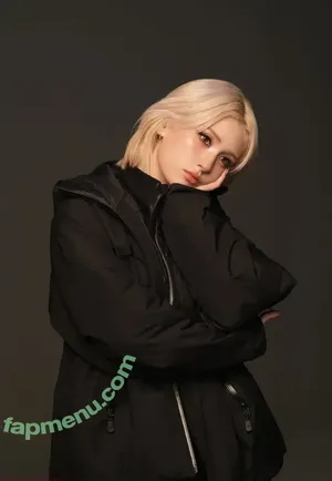 Jeon Somi / ENNIK SOMI / somsomi0309 nude photo #0912