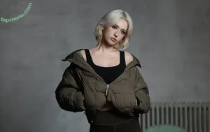 Jeon Somi / ENNIK SOMI / somsomi0309 nude photo #0917