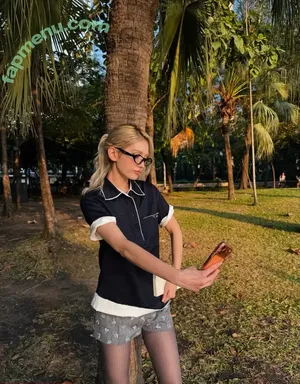 Jeon Somi / ENNIK SOMI / somsomi0309 nude photo #0938