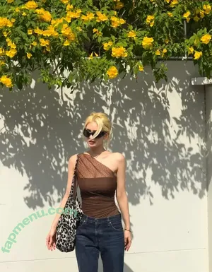 Jeon Somi / ENNIK SOMI / somsomi0309 nude photo #0945