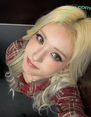 Jeon Somi / ENNIK SOMI / somsomi0309 nude photo #0968